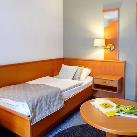 Hotel Logis Hotel-restaurant Dimmer Wallendorf-Pont
